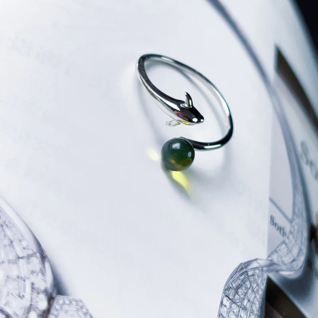 【钰荟琥珀 】墨西哥蓝珀 天然圆珠净水  是925银镶活口女戒