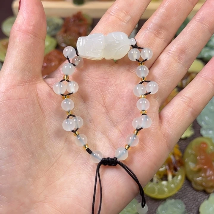 蛇纹石玉吊坠(赠链)未镶嵌