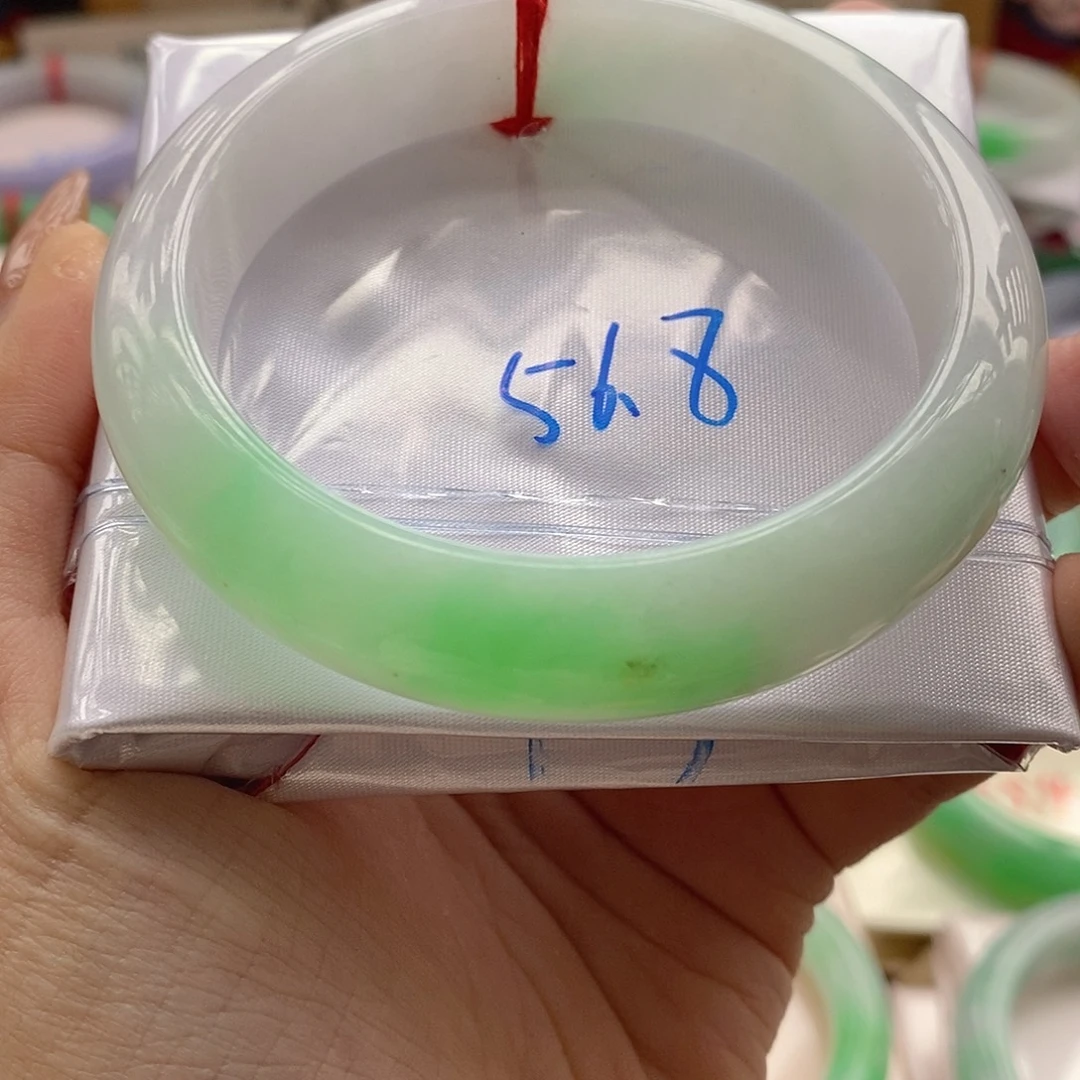 翡翠未镶嵌手镯25号