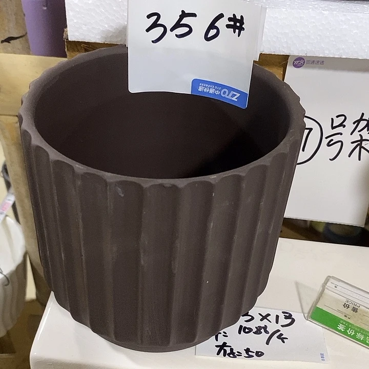 紫砂花盆多肉瑕疵盆有孔。