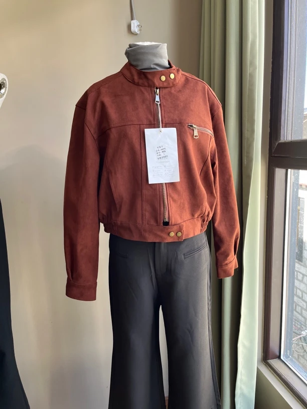 时尚百搭修身衣服