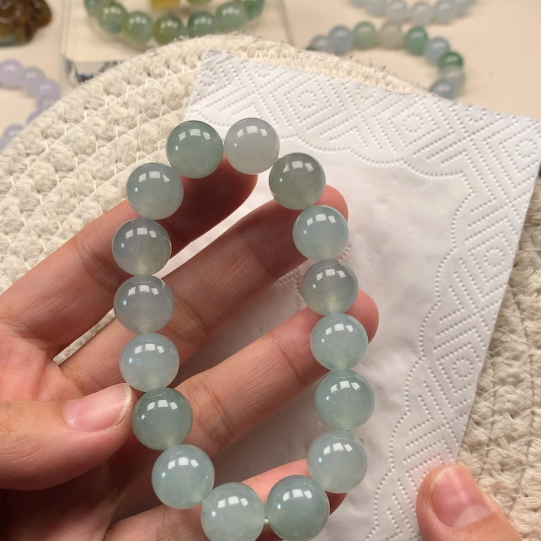 行***成翡翠未镶嵌颈饰天然翡翠卡手串