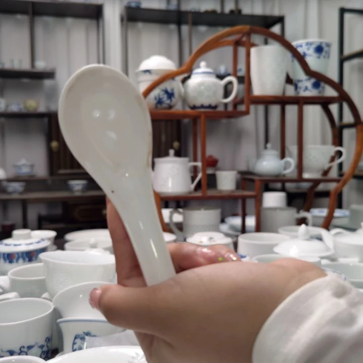 瓷玉牡丹小勺十只装