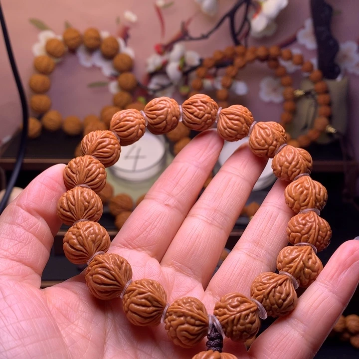 桃核手串刘*柱龙纹桃核