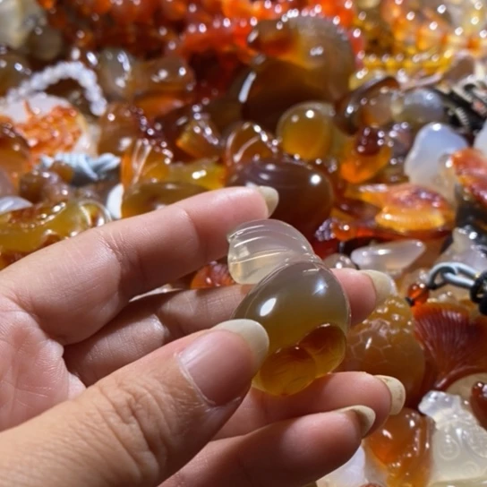 玛瑙/玉髓玛瑙吊坠未镶嵌郑***7