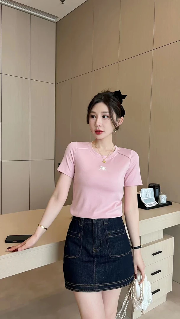 高级欧货2025新款字母刺绣圆领短袖t恤女时尚减龄显瘦百搭上衣