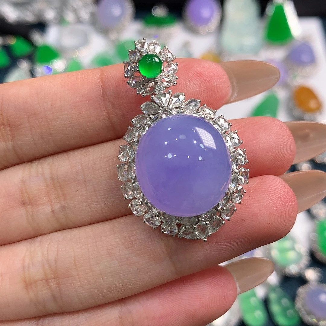 翡翠18K金镶嵌颈饰紫蛋，48小时鉴赏