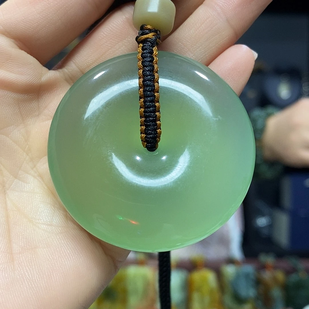 未镶嵌岫玉挂件吊坠