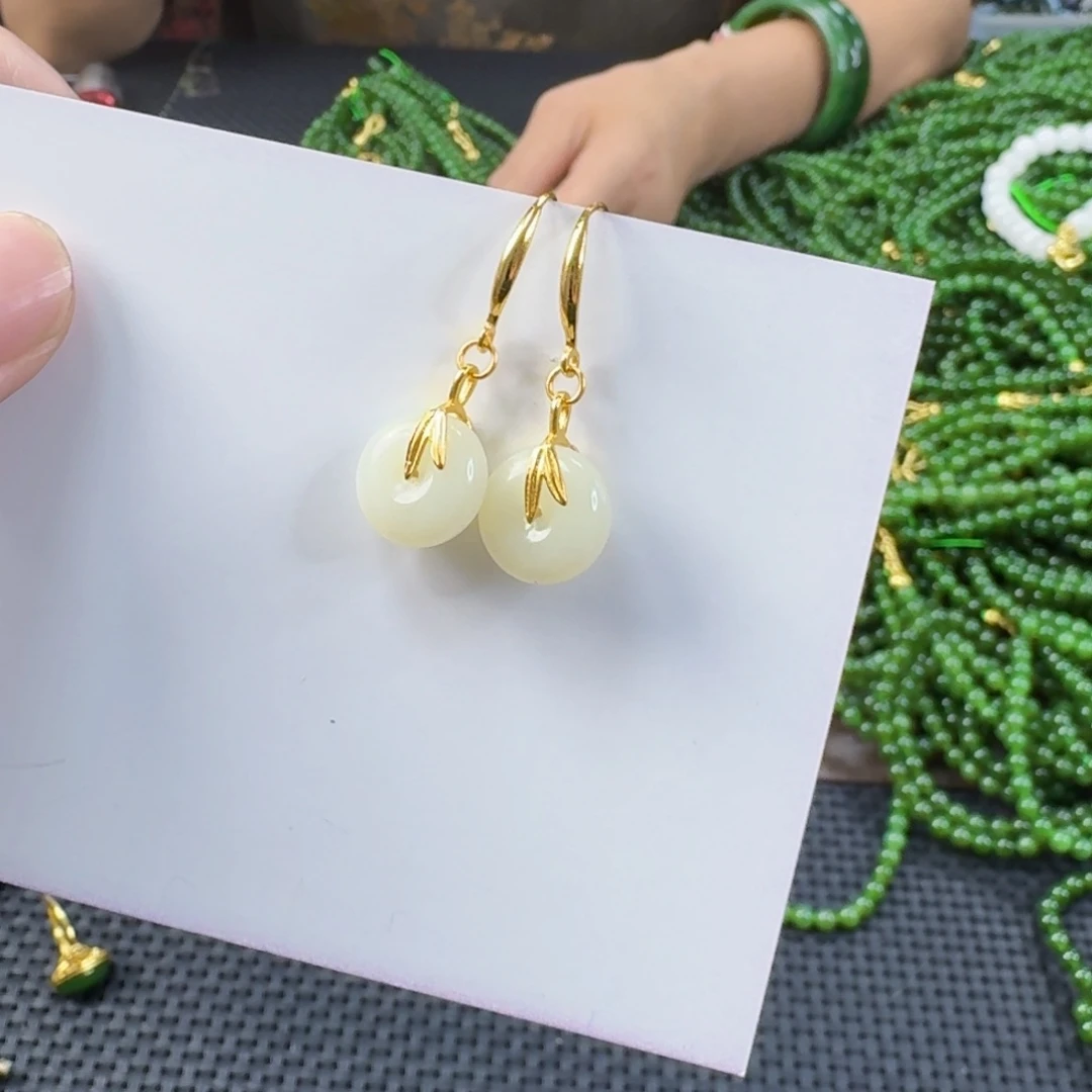 和田玉银S925镶嵌耳饰