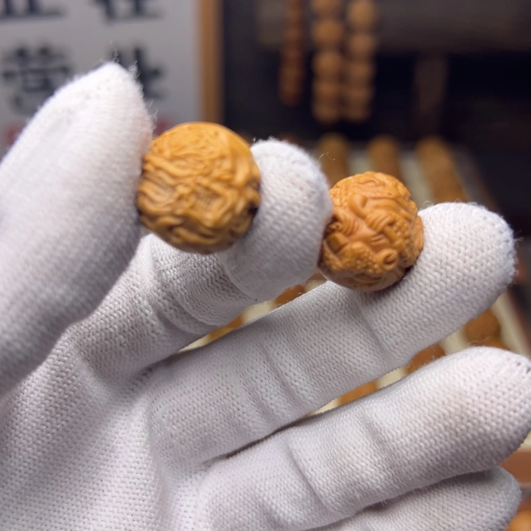 猴头核桃把件绞****莲3颗18左右尺寸全品有正常封口线