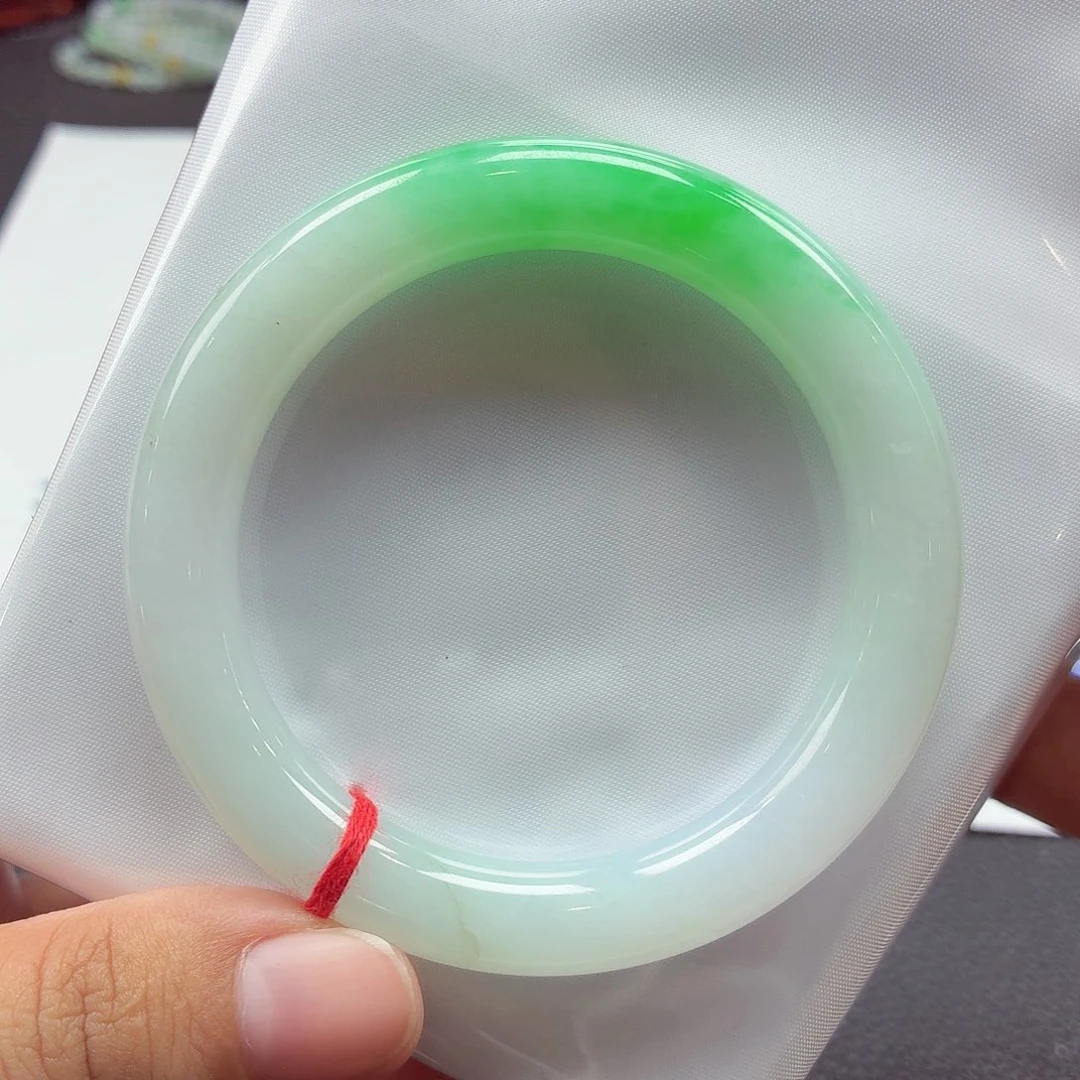 翡翠未镶嵌手镯天然缅甸A货翡翠