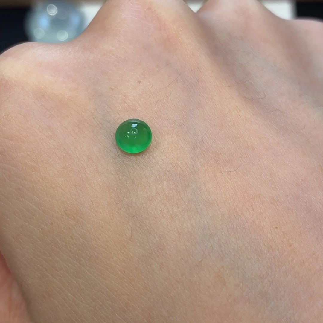 翡翠未镶嵌颈饰蛋面