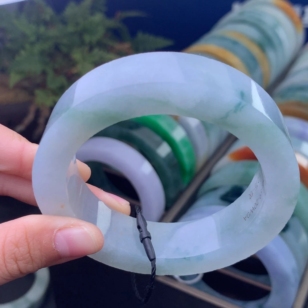 定制翡翠未镶嵌手镯定制不退不换