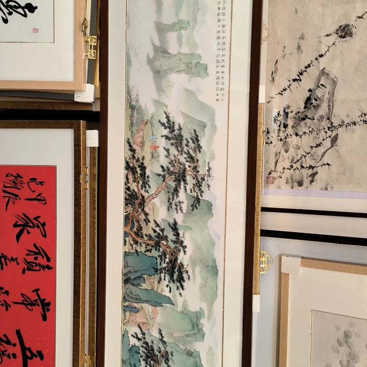 国画画作精品带框发4平尺