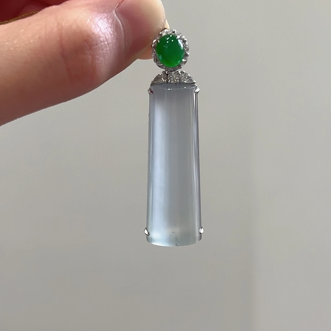 翡翠18K金镶嵌吊坠(不含链)翡翠无事柱吊坠多人不退不换