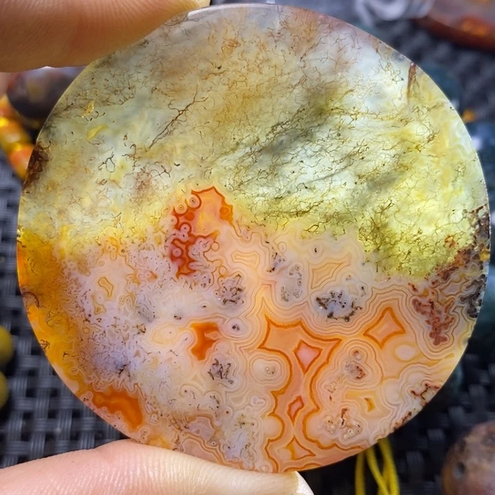 玛瑙/玉髓颈饰未镶嵌