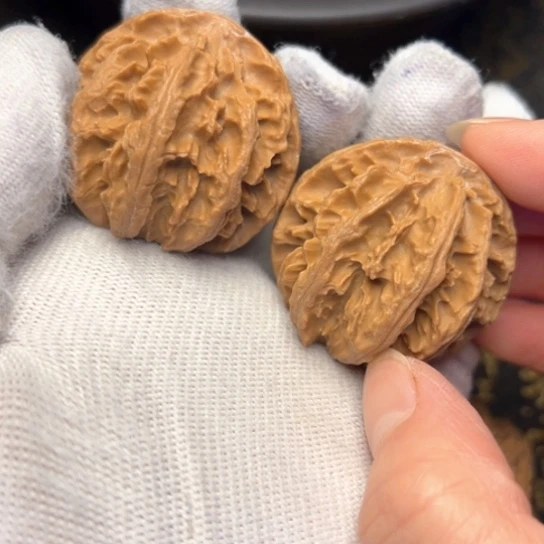 文玩核桃吊坠秦岭核桃6