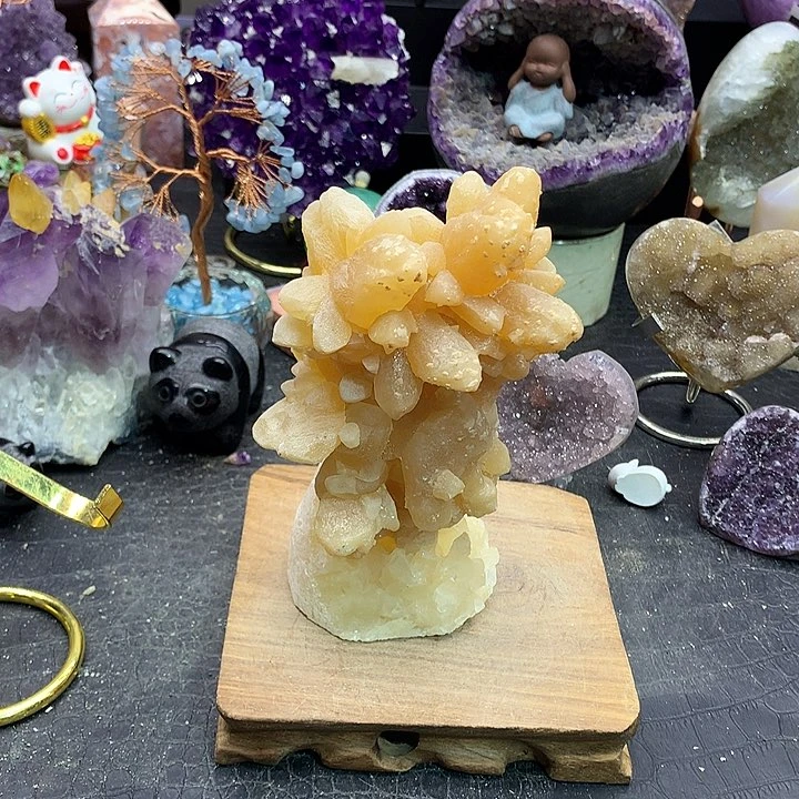 水晶大型摆件（非配饰）未镶嵌