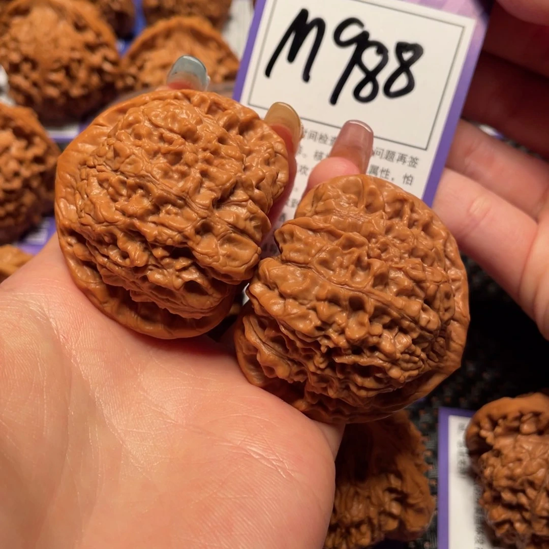 文玩核桃把件M988号 5.0官帽