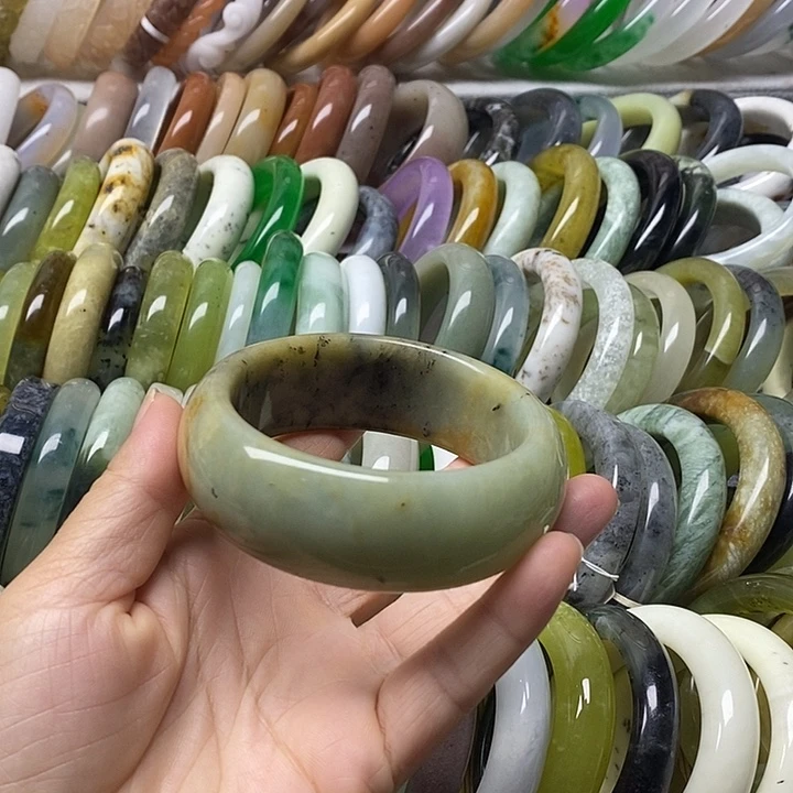 未镶嵌蛇纹石玉手镯