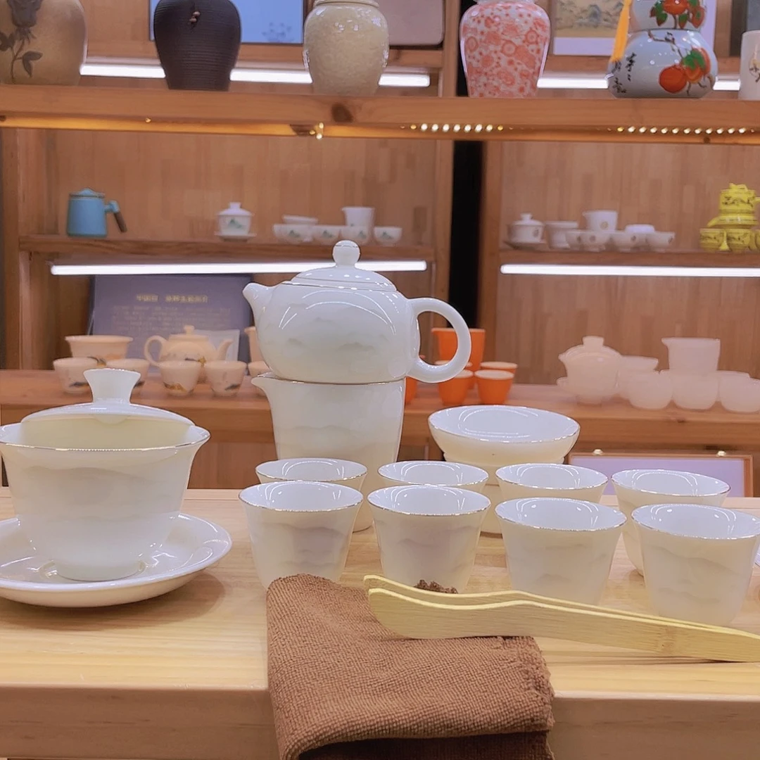 不染山峰一整66。