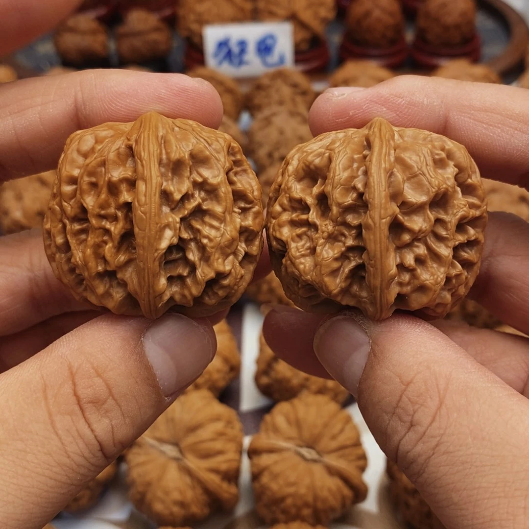 文玩核桃把件40尺 平谷方块 43.3克 7