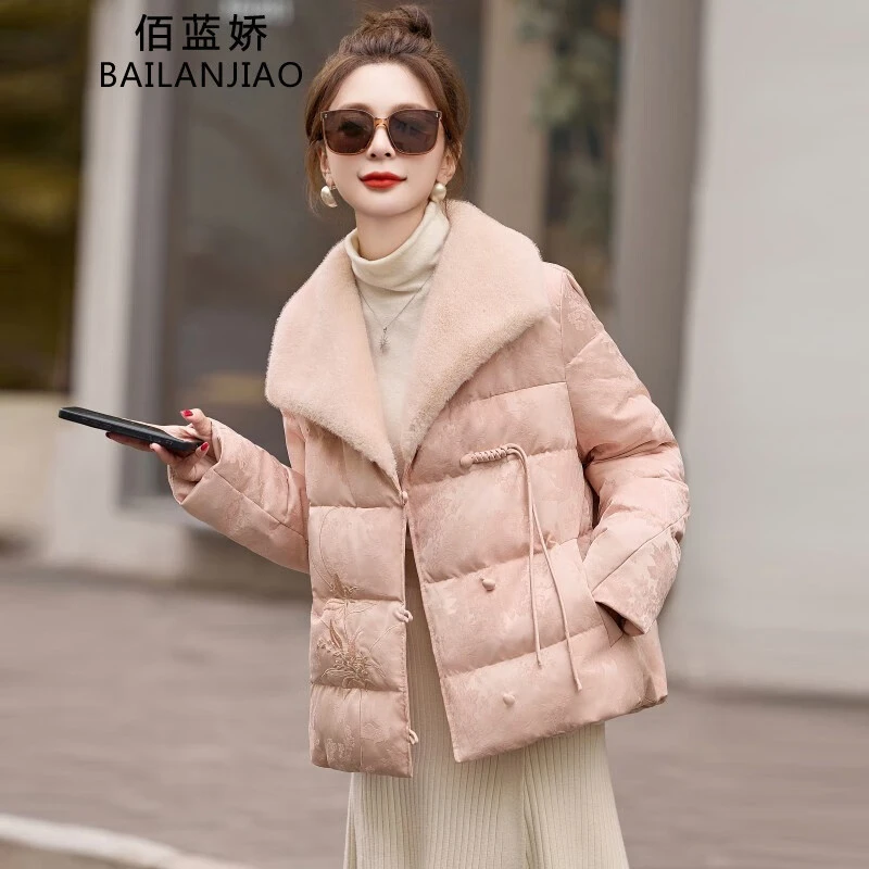 高端新中式短款羽绒服女2025冬季新款时尚宽松复古90白鸭绒厚外套