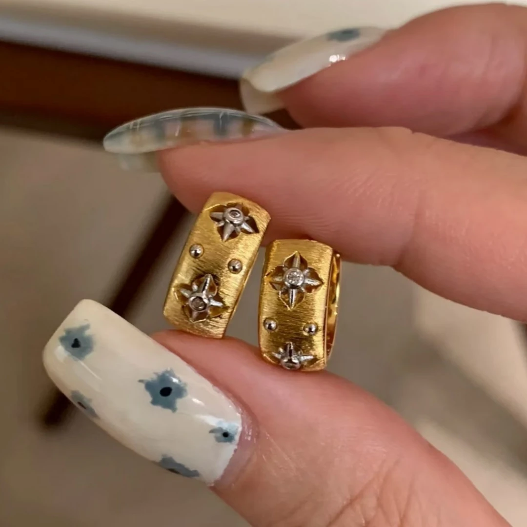 925银耳饰 纯银中古金色八芒星布家风拉丝耳环