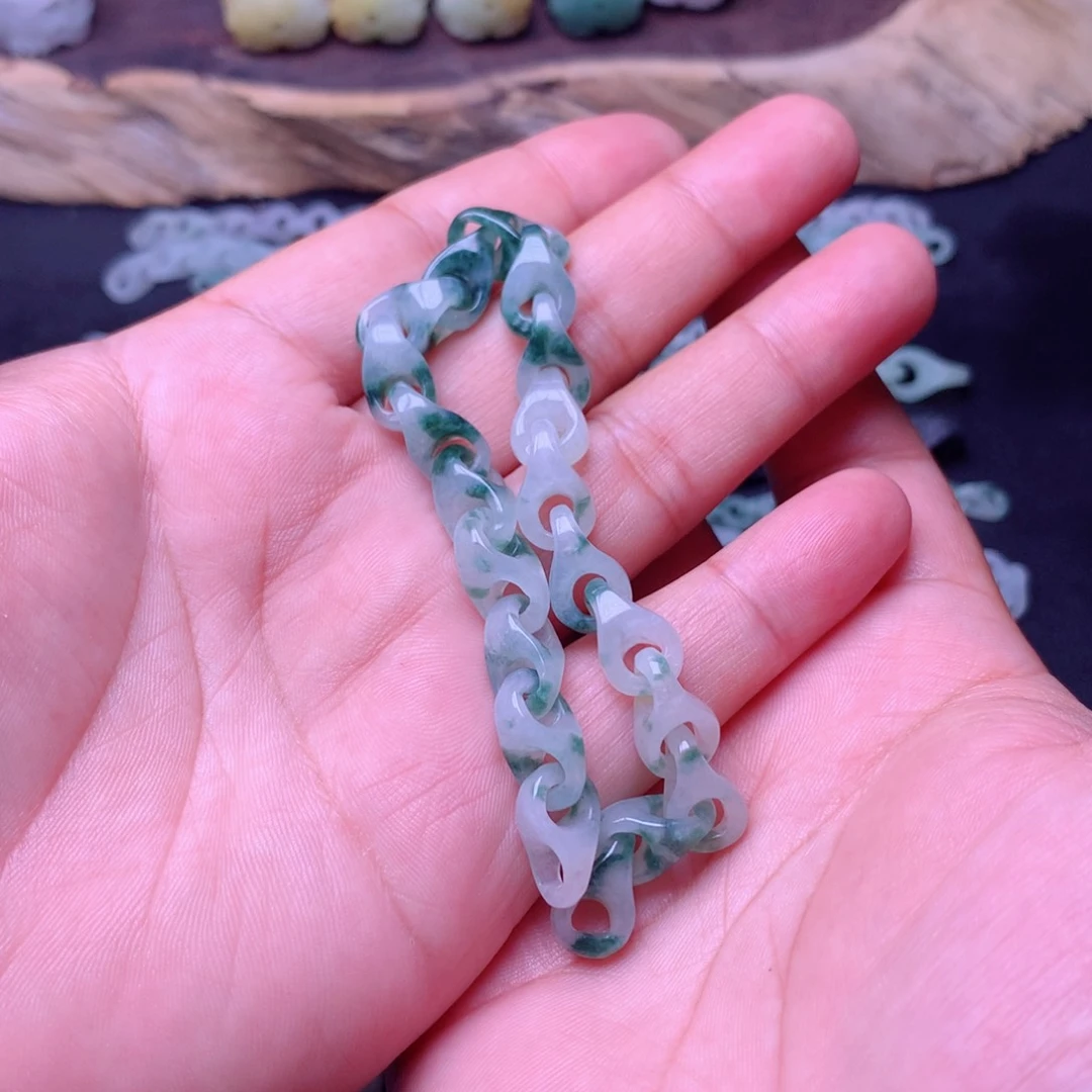 记***锁定制翡翠未镶嵌手链