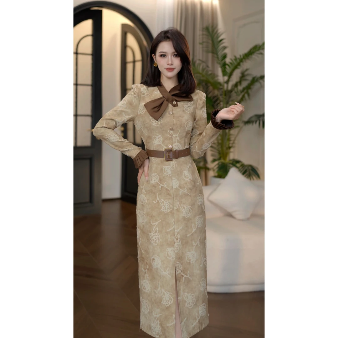 秋季新款【棕带雅裙】法式复古轻奢浪漫感优雅气质蝴蝶结领口连衣裙