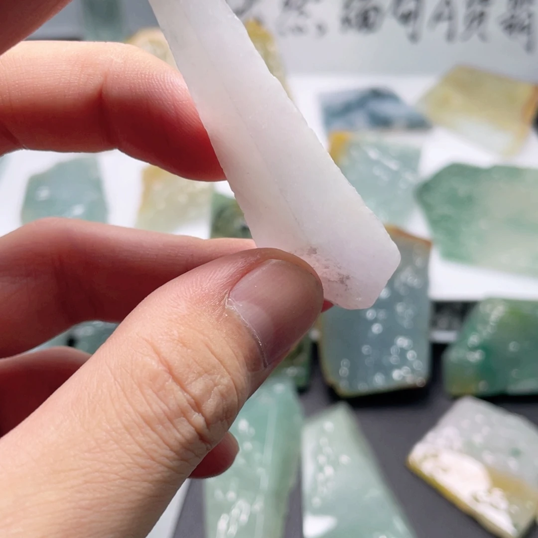 定制翡翠未镶嵌素面