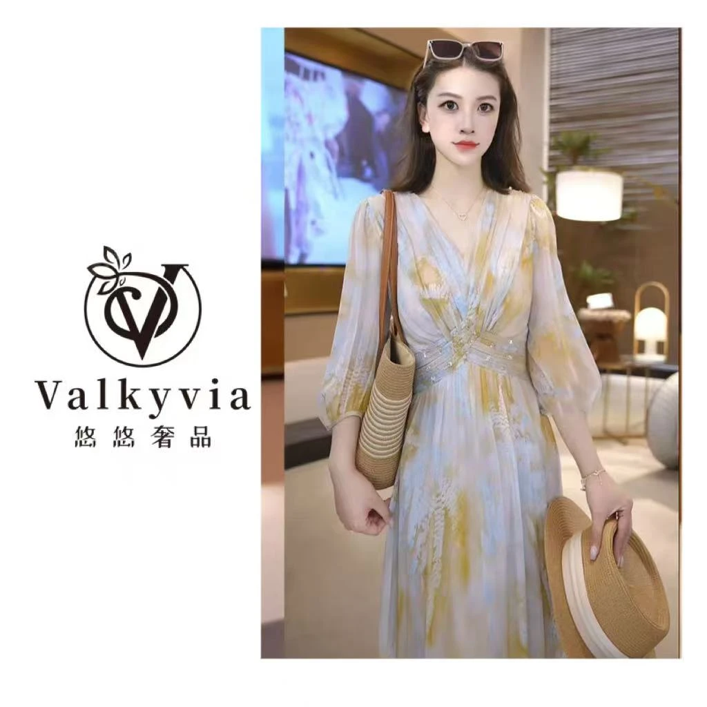 蚕丝绉夏季新款气质扎染印花连衣裙V领时尚收腰显瘦轻奢长裙A532