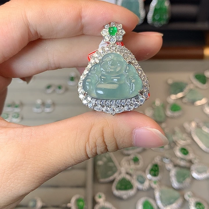 翡翠未镶嵌吊坠(赠链)吊坠