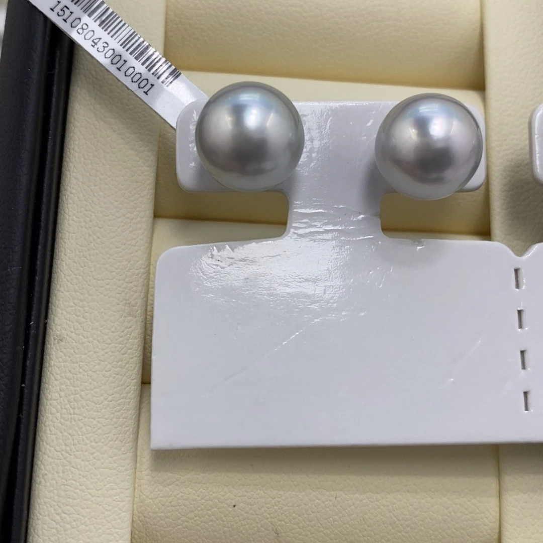 18K金镶嵌耳饰海水珍珠