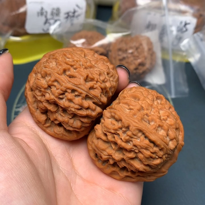 文玩核桃把件48-28257-0