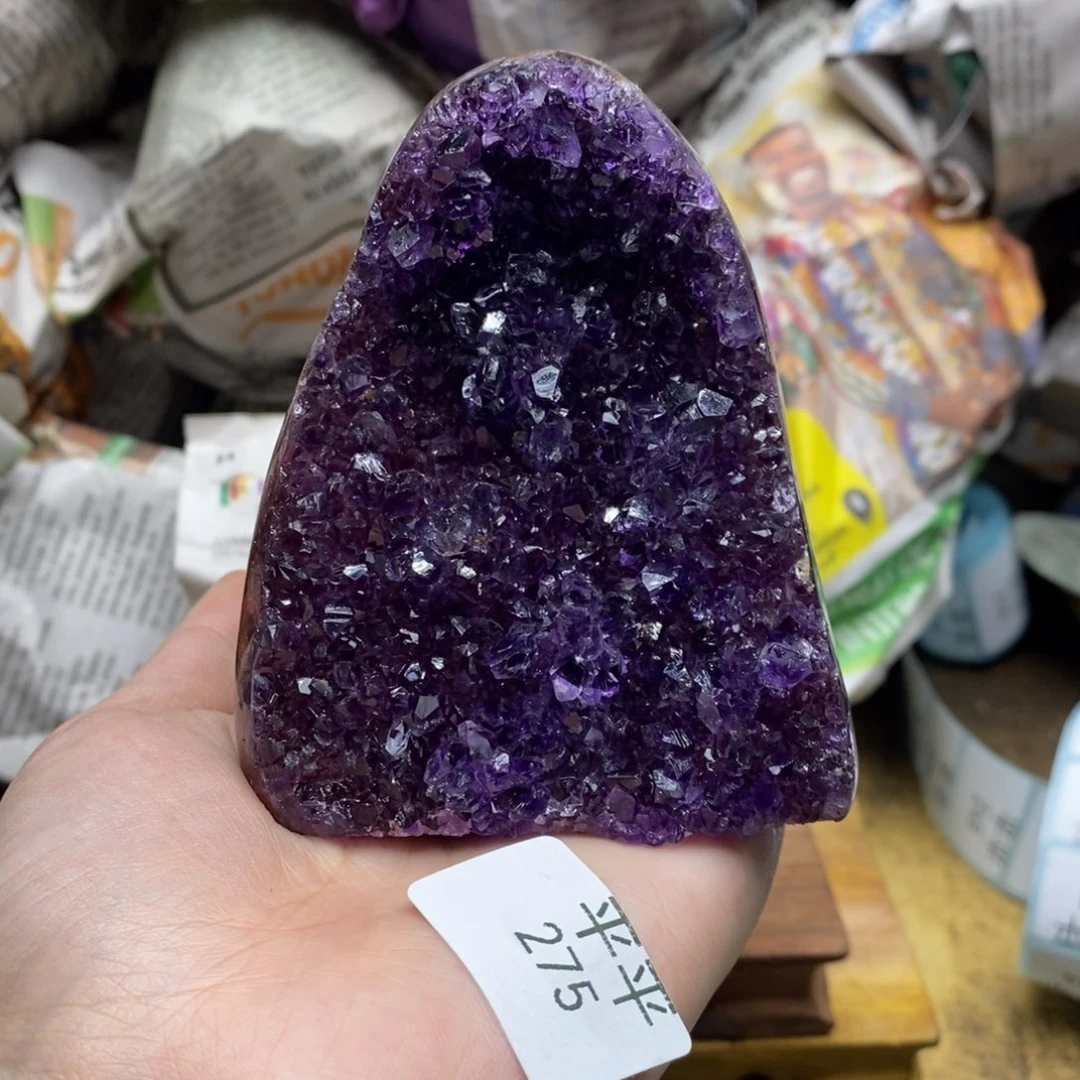 紫晶乌拉圭未镶嵌