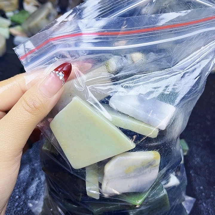 和田玉（糖玉）珠宝半成品未镶嵌小*眼