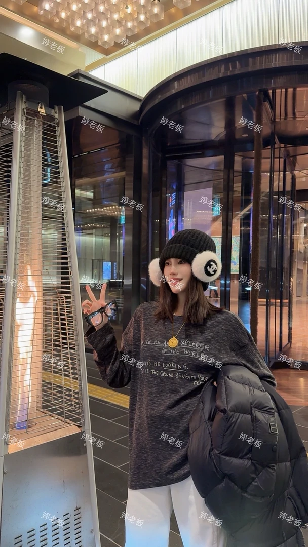 『婷老板』新款、H字母百搭两色T恤3636-11