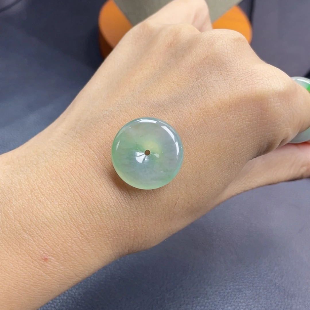 【闪购商品】翡翠颈饰未镶嵌44号 冰甜绿