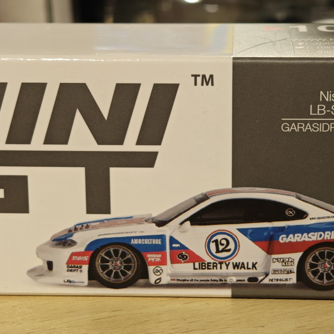 尼桑S15 LBWK超级剪影合金车模1:64汽车模型