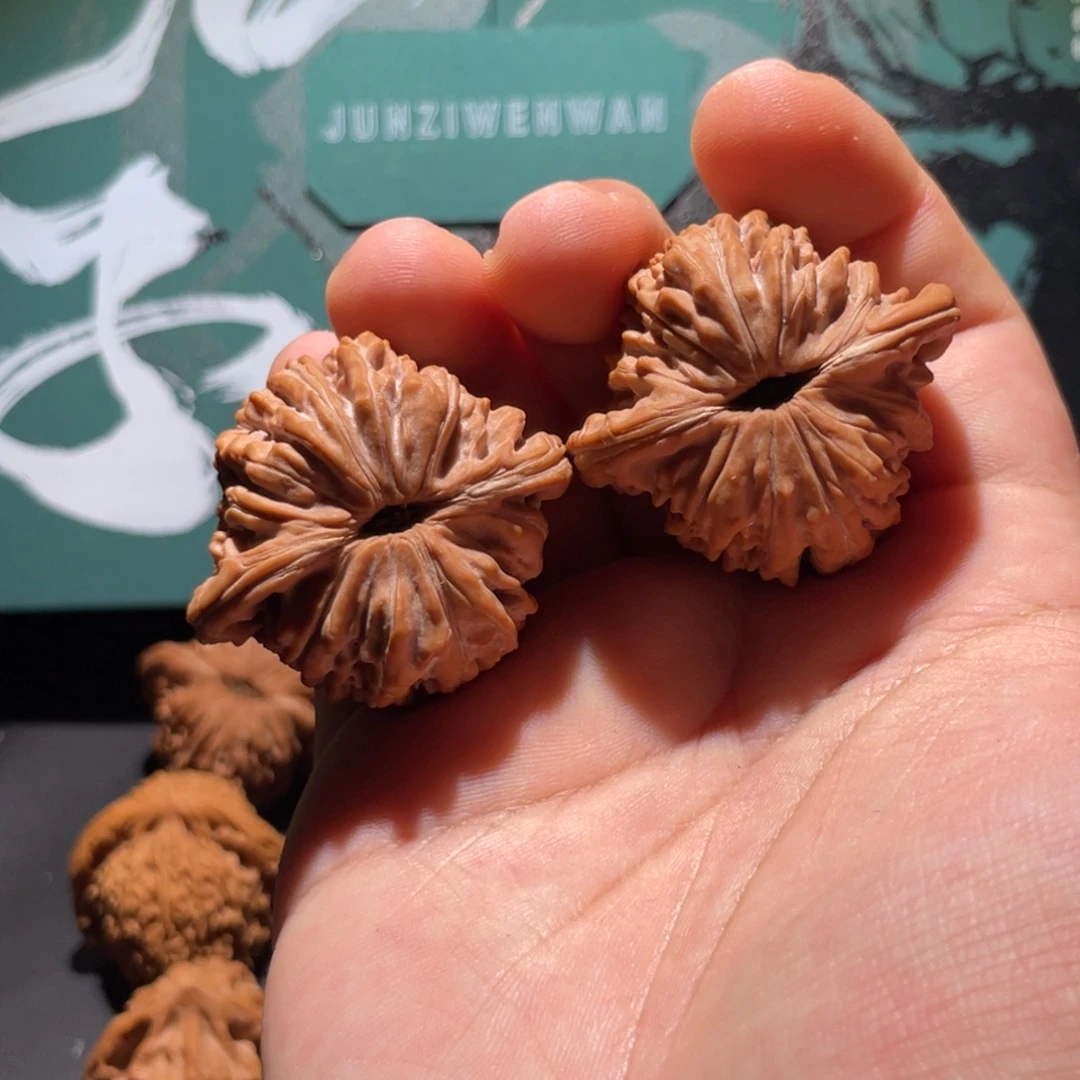 L***。吊坠文玩核桃41平谷一代楼 pgdl25033