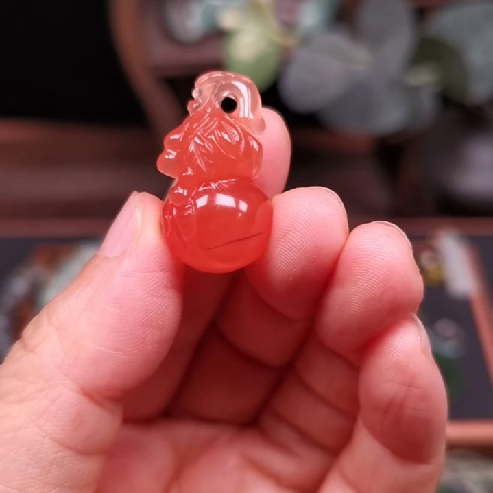 南红玛瑙未镶嵌颈饰