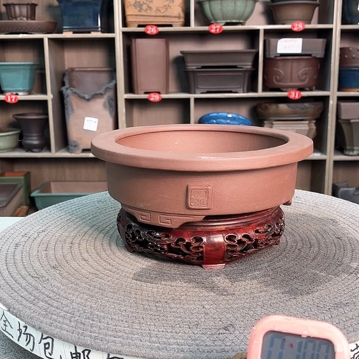 紫砂花盆紫砂的味道很好