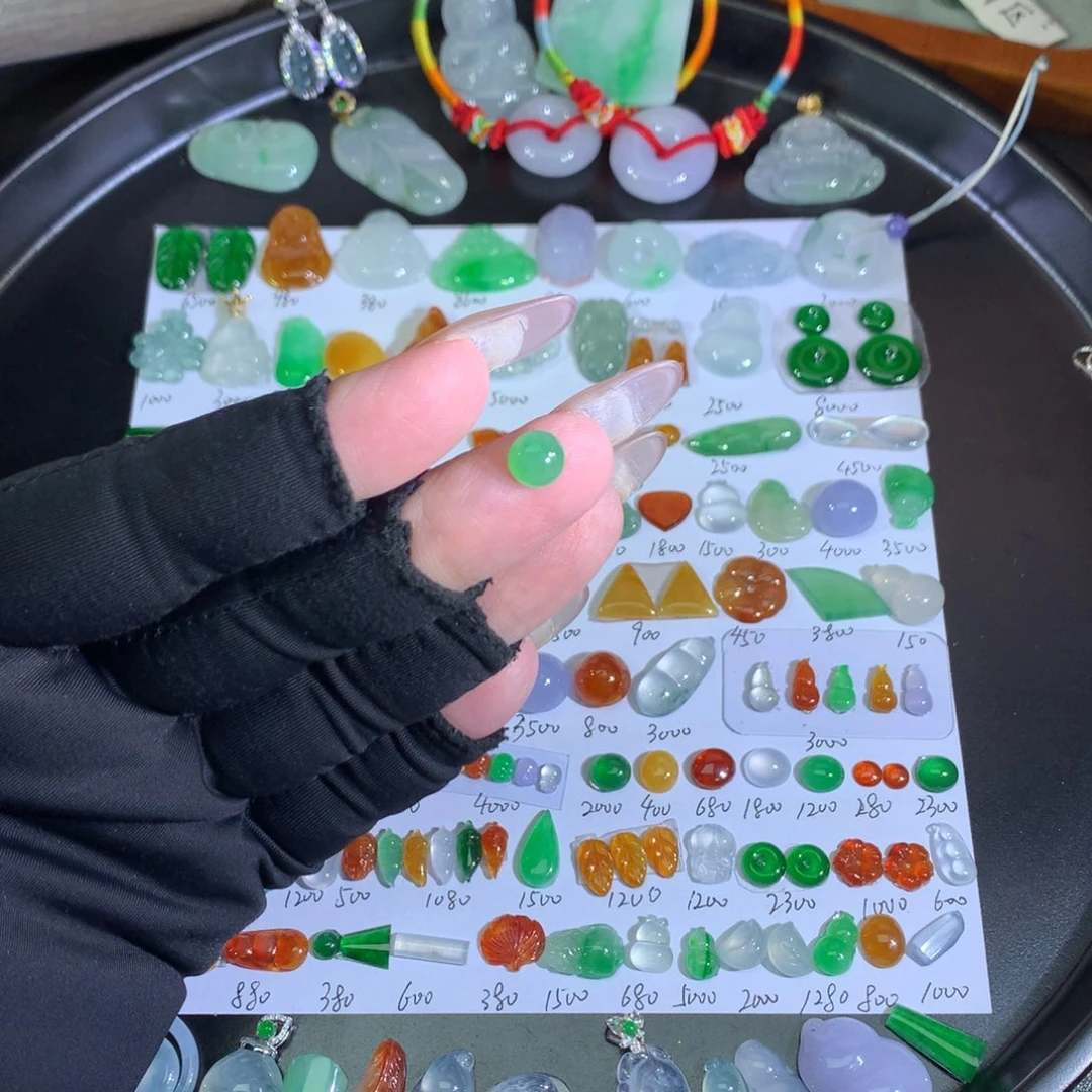 翡翠未镶嵌吊坠(不含链)绿蛋