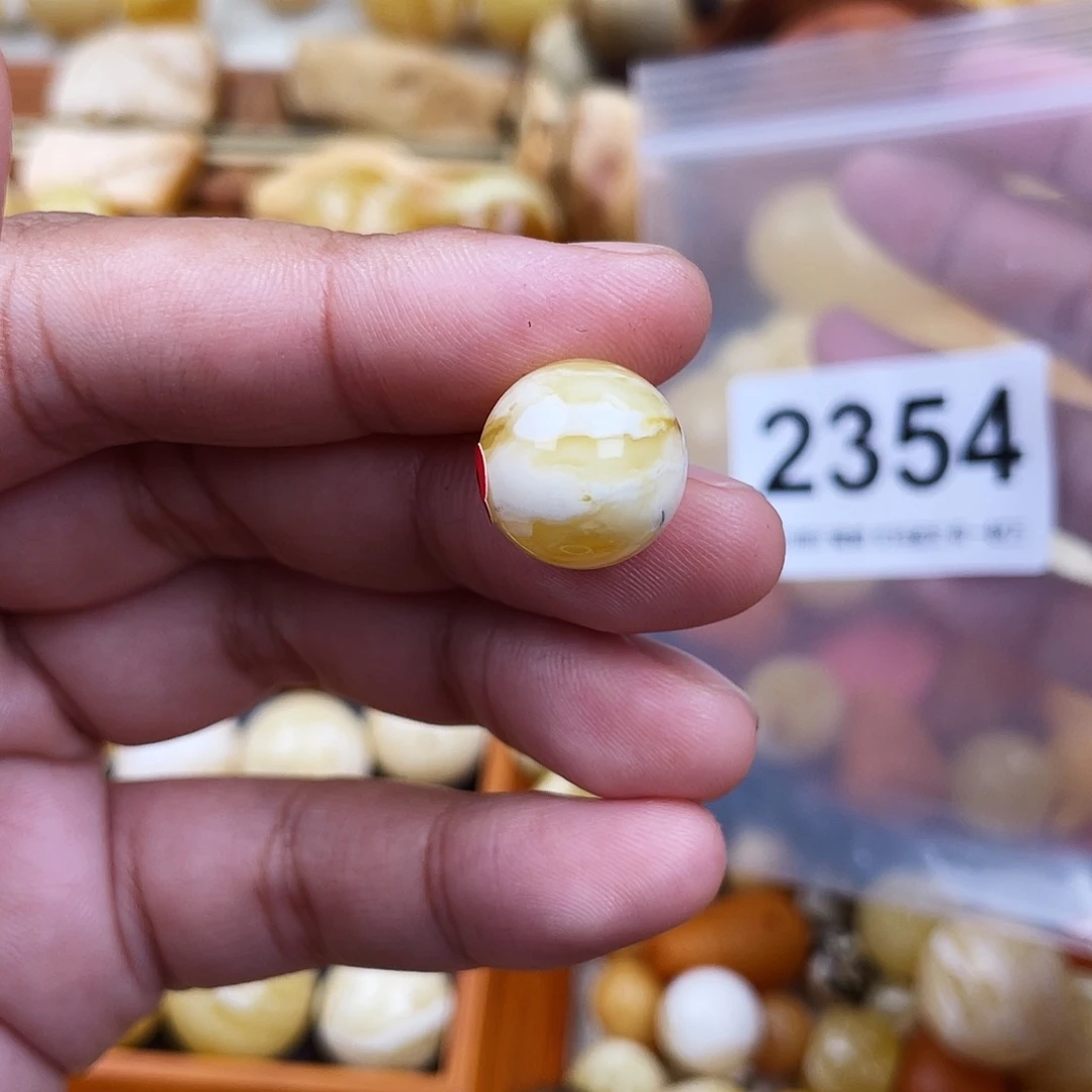 未镶嵌蜜蜡珠宝奇石粉14.5