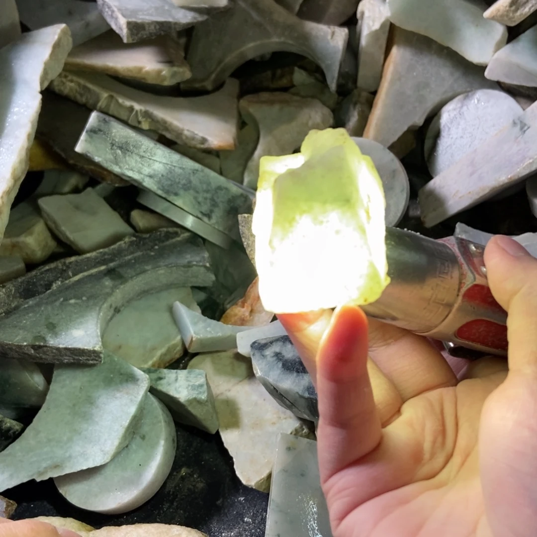 未镶嵌挂件翡翠天然翡翠