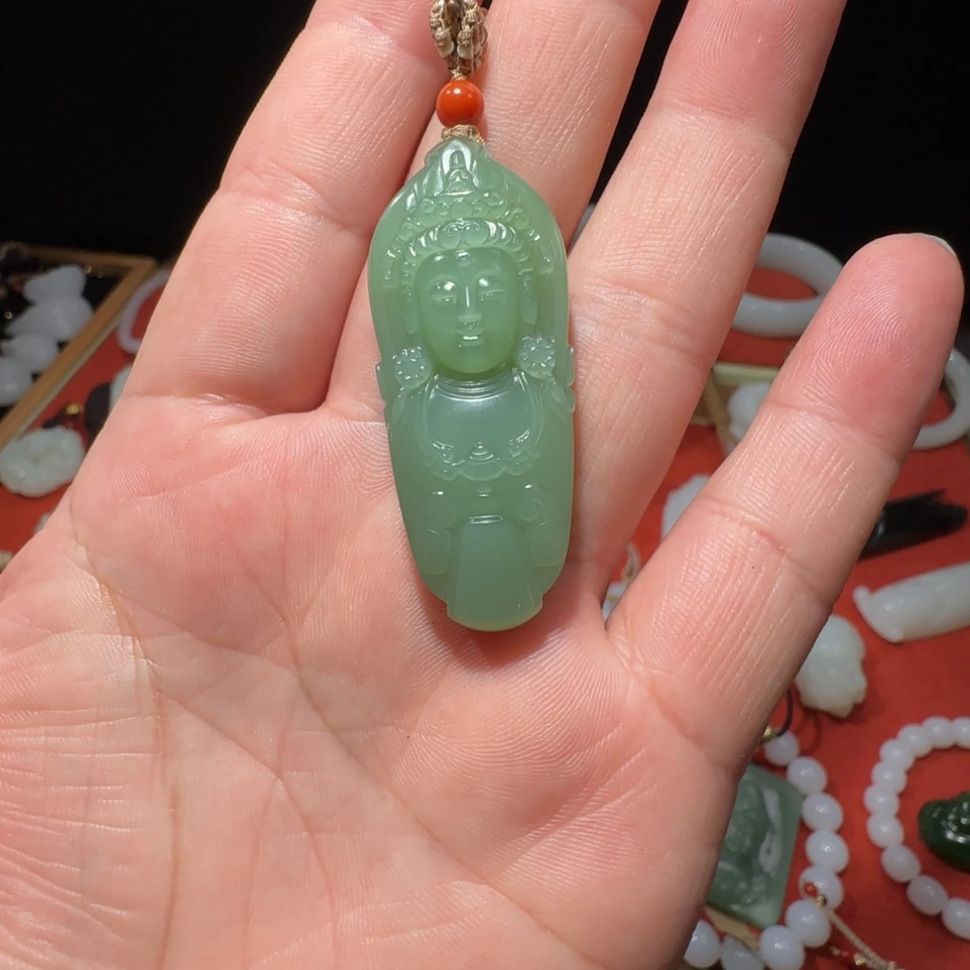 诸****和田玉未镶嵌吊坠(赠链)