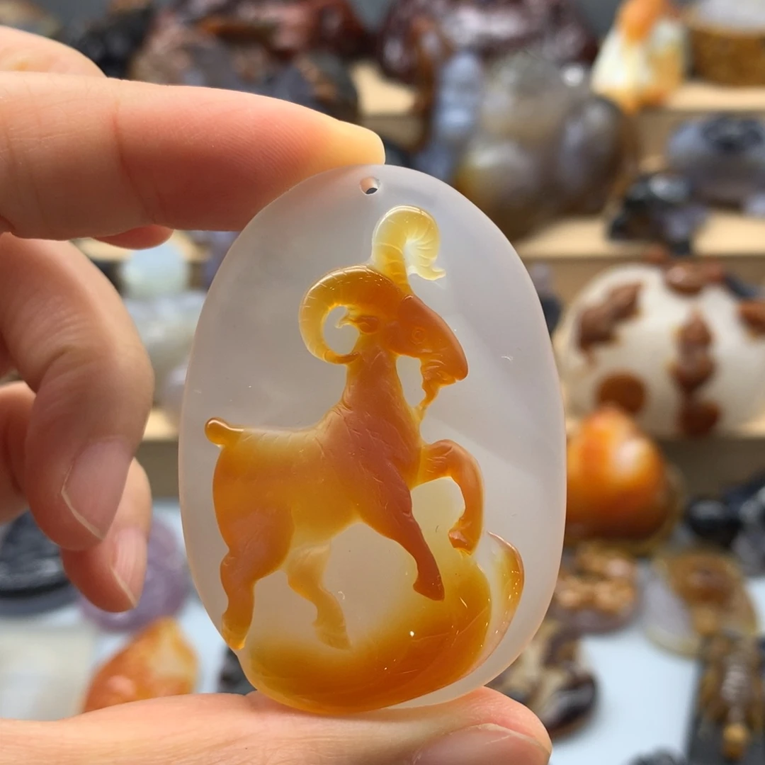 玛瑙/玉髓颈饰未镶嵌