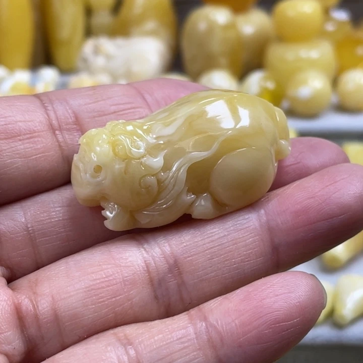 蜜蜡未镶嵌裸石1号