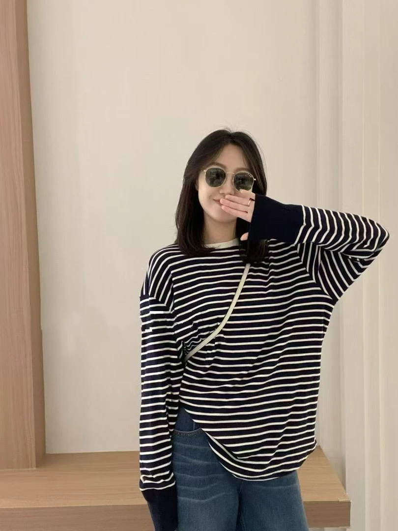 2025秋季新款韩系气质圆领条纹上衣百搭卷边阔腿牛仔裤两件套装